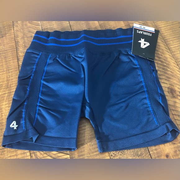 NWT FourLaps Aero Seamless 3” Athletic Short in Midnight / Azure Blue - Size M/L - Picture 1 of 6
